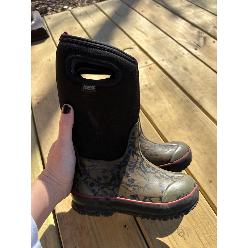 BOGS Toddler & Kids Waterproof Skull Clog Rain boot | Green & Black Skull |SZ 11